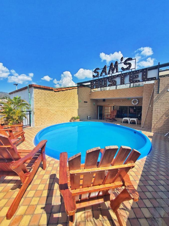 Sam'S Vip Hostel San Gil Zewnętrze zdjęcie