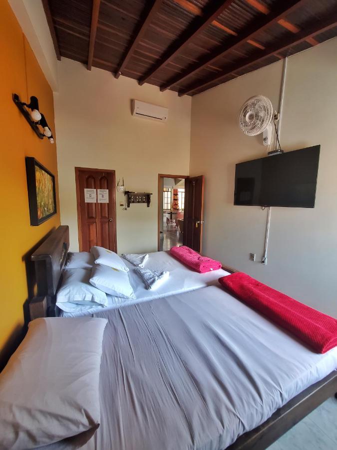 Sam'S Vip Hostel San Gil Zewnętrze zdjęcie