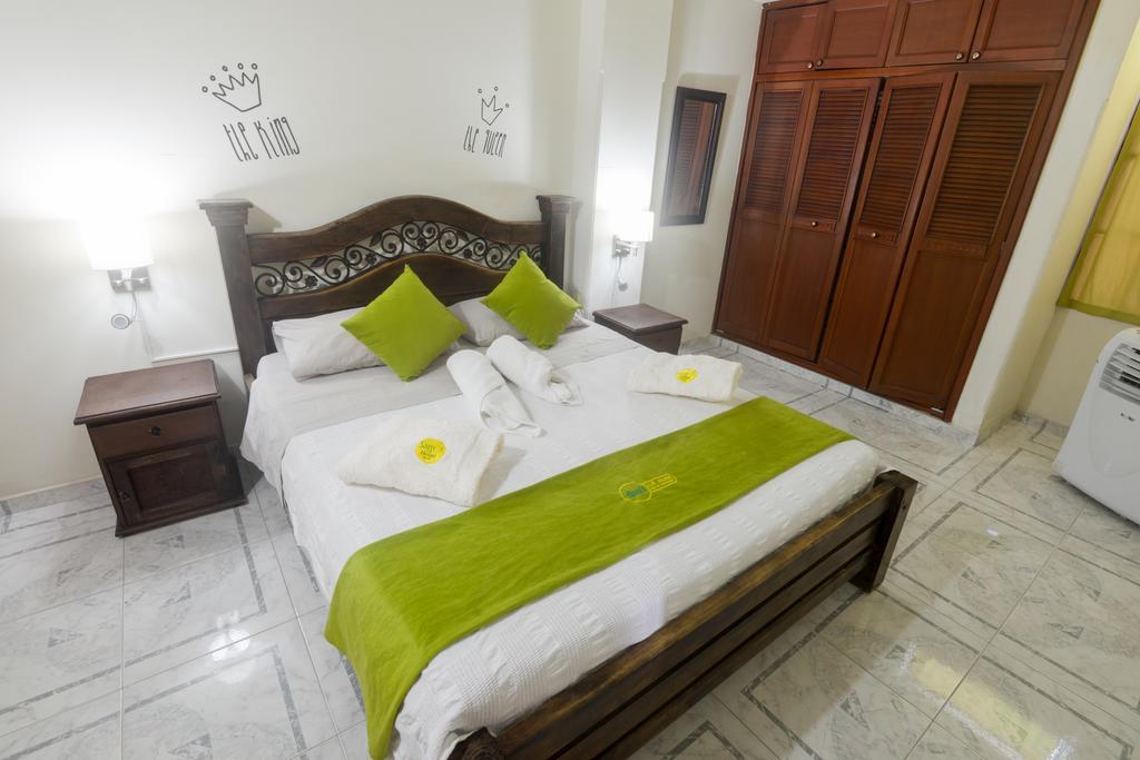 Sam'S Vip Hostel San Gil Zewnętrze zdjęcie